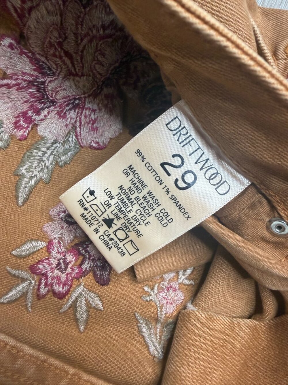 Free People x Driftwood Farrah Floral Embroidered Flare Jeans 29 - Picture 7 of 9
